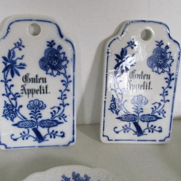 Guten Appetit Good Appetite Blue Danube Blue Onion Pattern Blue and White Trivet - Picture 2 of 4